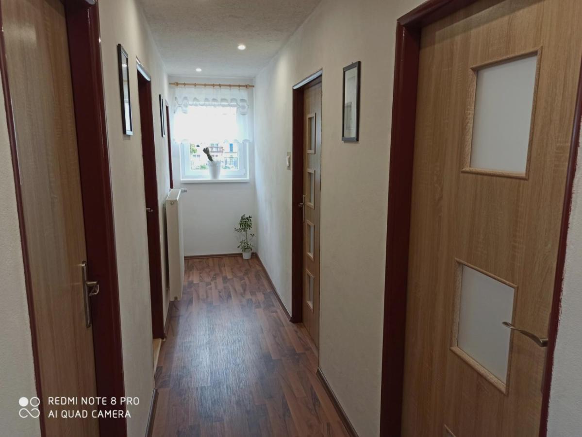 Apartman U Vrbu แชร์นาฟ โปชูมาวี ภายนอก รูปภาพ