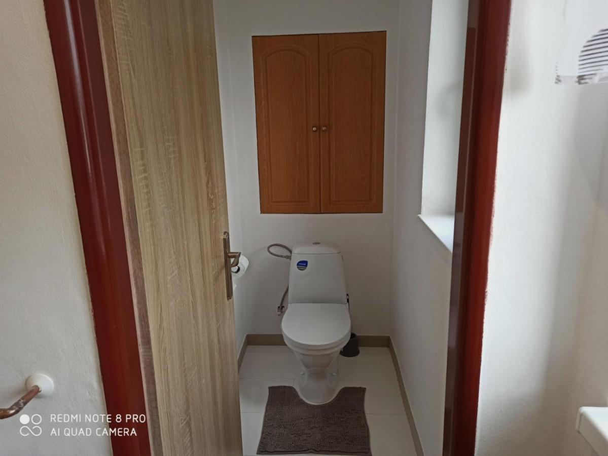 Apartman U Vrbu แชร์นาฟ โปชูมาวี ภายนอก รูปภาพ